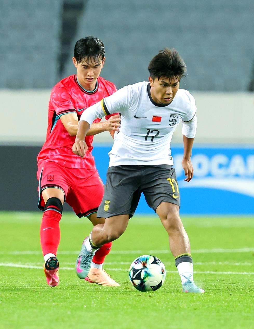 足球技术对比国足